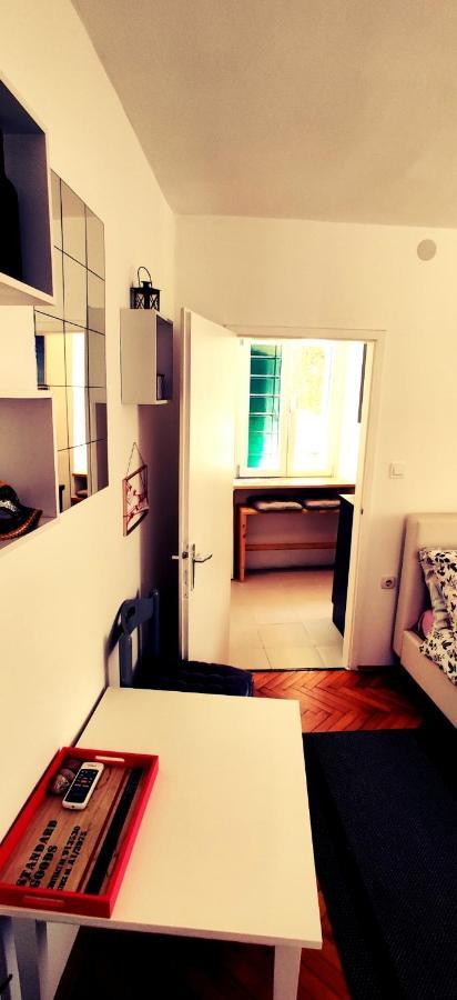 Hôtel Happy Sun à Split Extérieur photo